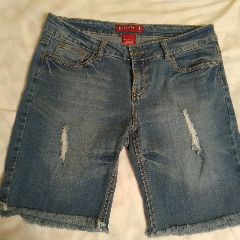 Red Rivet Jean Shorts